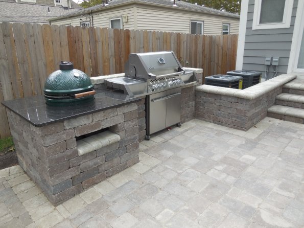 Outdoor living BBQ surround